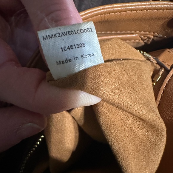 Authentic MCM EUC satchel - Picture 11 of 11